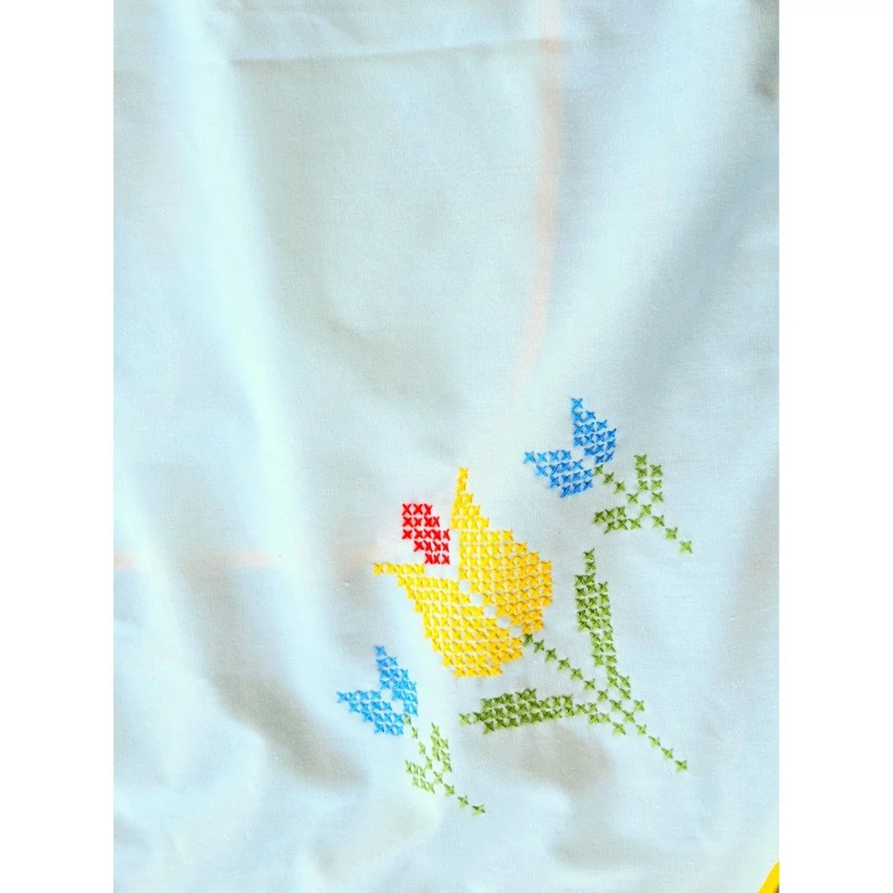 Handmade‎ Cross Stitch Rooster Bonjour Tablecloth 68x50 French Country Kitch